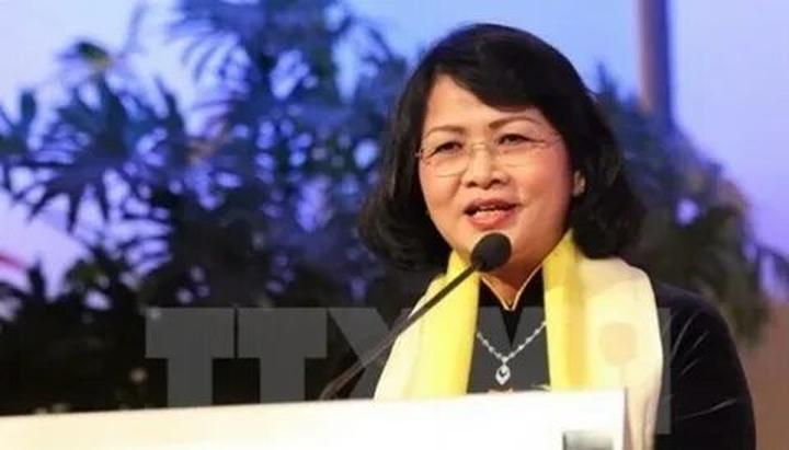 Mỹ Tâm: Họa mi tóc nâu và mối quan hệ với học trò